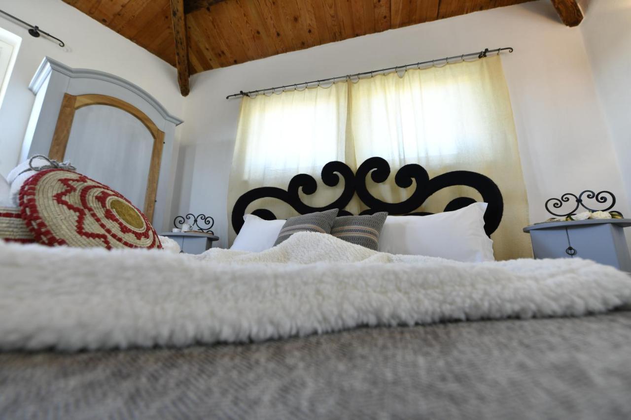 Bisos Bed & Breakfast Paulilatino Exterior photo